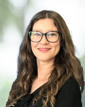 Headshot of Jennifer Harrell