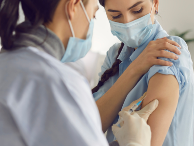 102125_Study Finds COVID-19 mRNA Vaccine Sparks Immune Response To Fight Cancer (UF Health) (1)