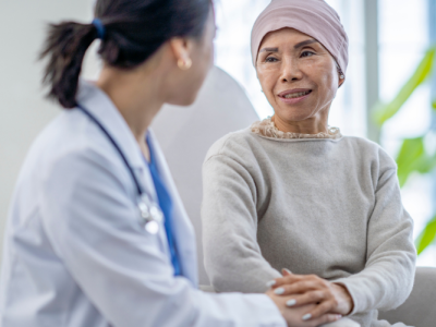 112125_UF Researchers Identify New Cancer-Killing Compounds (Doctor Gator)